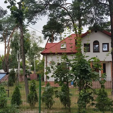 בית אירוח Sosnowy Dworek Józefów