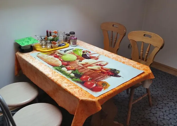 홈스테이 Sosnowy Dworek *